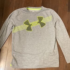kids Under Armour long sleeve shirt YMD